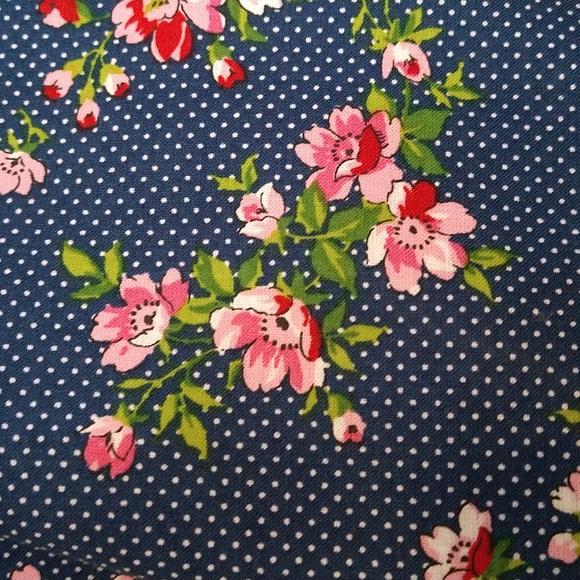 NWOTShopping tote - Picture 3 of 6